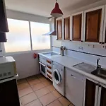 Atico Con Esplendida Terraza