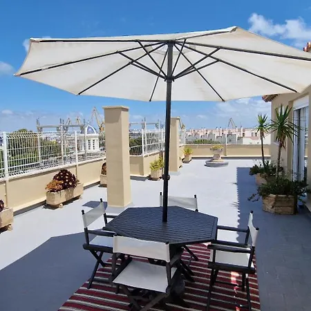 Atico Con Esplendida Terraza شقة *